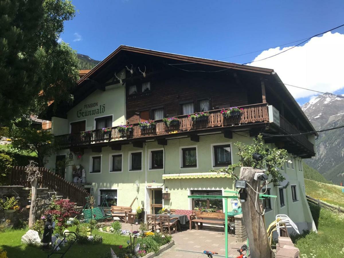 Pension Gruenwald Hotel Sölden Eksteriør billede